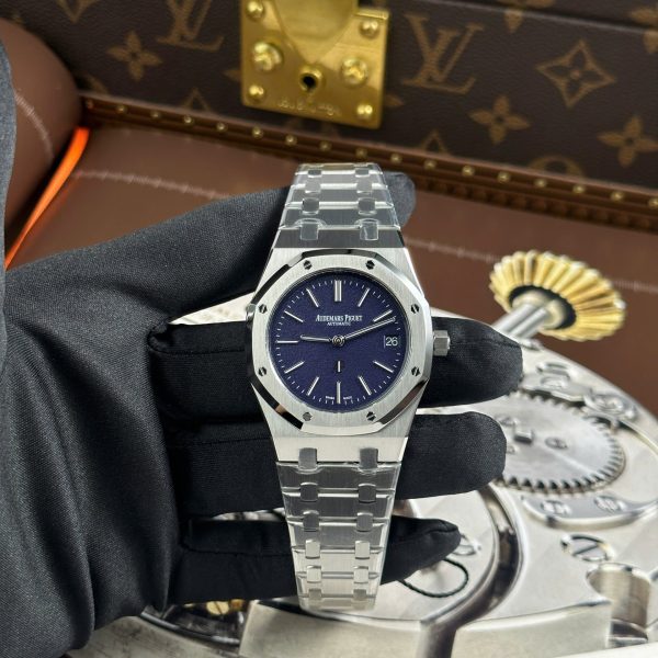 Royal Oak ultra slim automatic