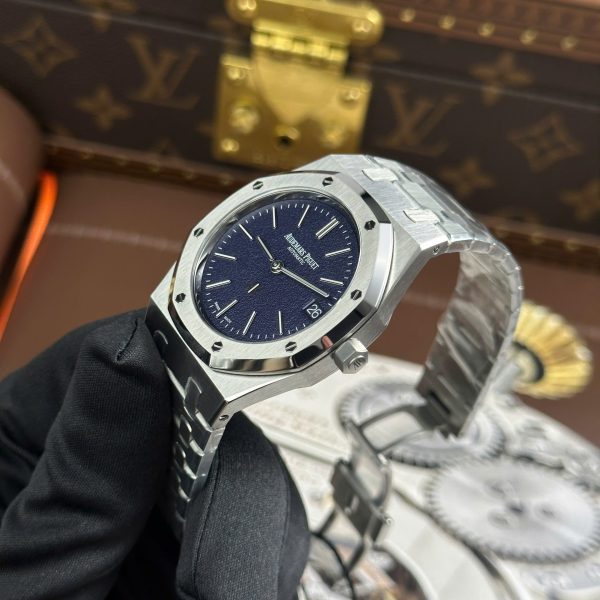 Royal Oak ultra slim automatic