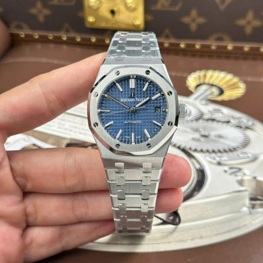 Royal Oak ultra slim automatic