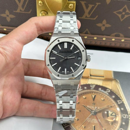 Royal Oak ultra slim automatic