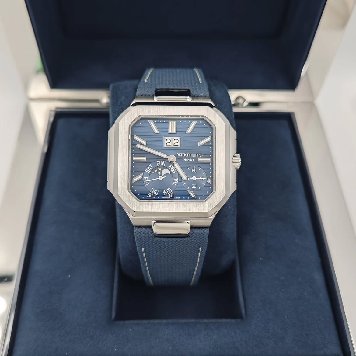 Patek Philippe Cubitus