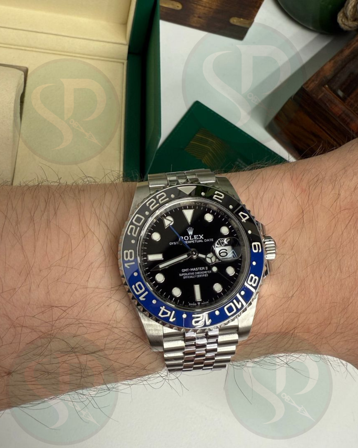 GMT-Master II 40 “Batgirl”