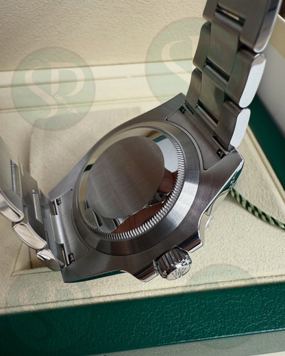 GMT-Master II 40 “Batgirl”